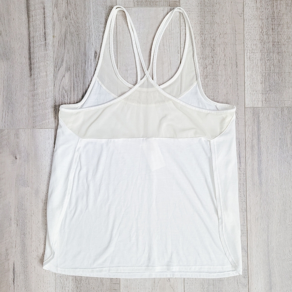 Roxy Active Tank Top Size XL - Picture 2 of 4